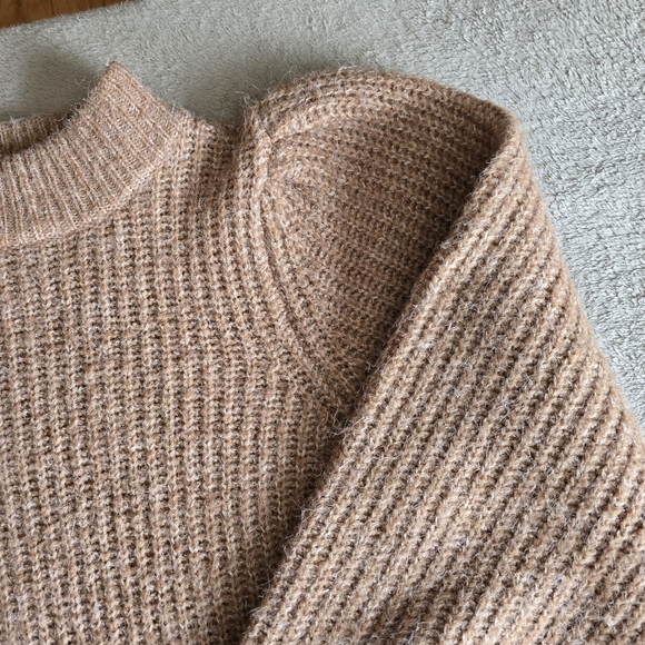 Vero Moda mock-neck puff sleeve knit sweater size large - Picture 7 of 13